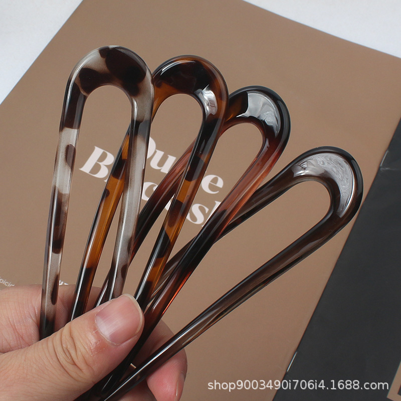 Spinka do włosów w stylu korea – Hair Bundles recenzja i cena